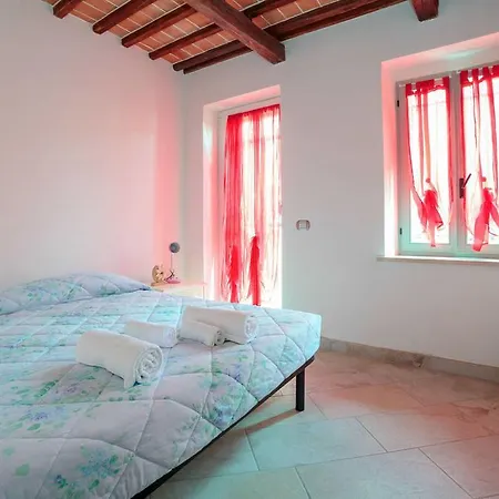 In Centro Vicino Al Mare Apartment *